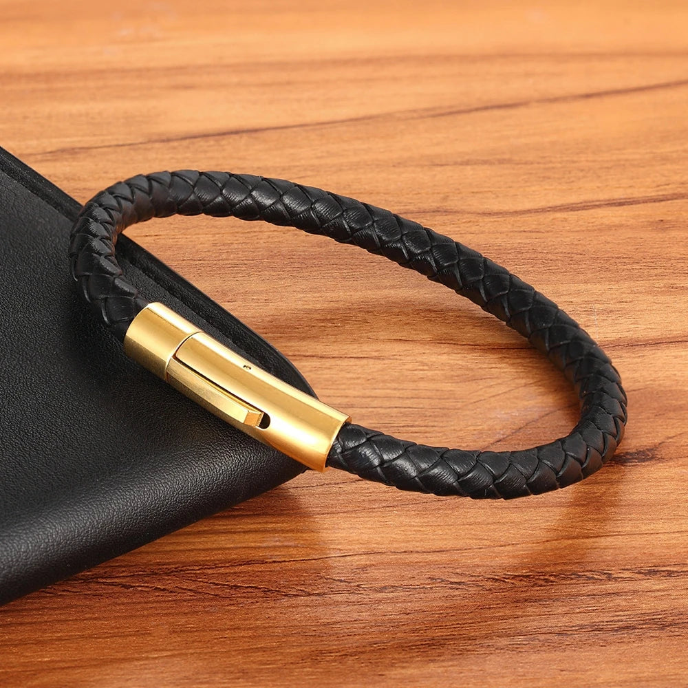 Men’s Braided Leather Bracelet with Magnetic Clasp | Gionetto