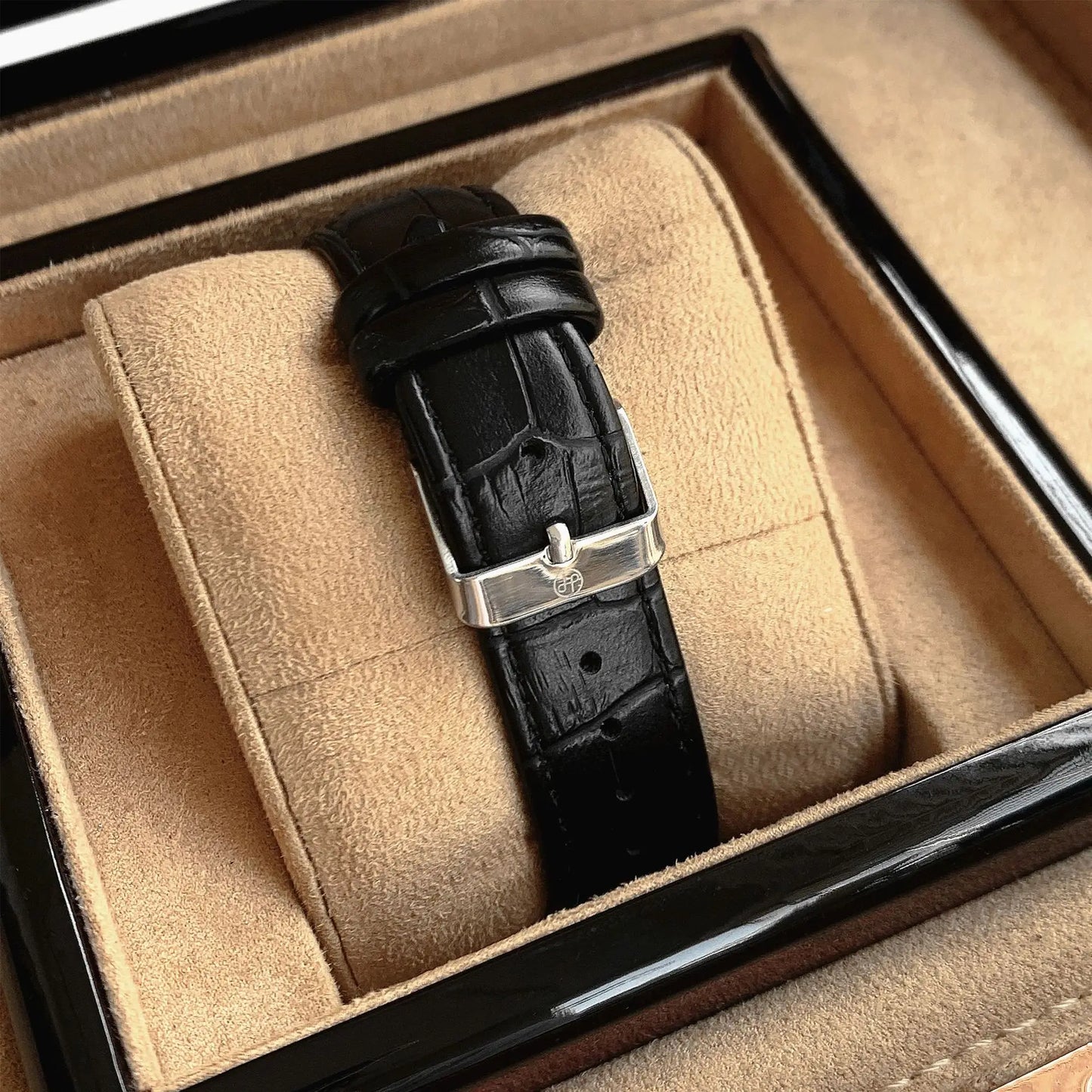 Men’s Roman Dial Dress Watch