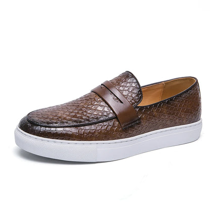 Gionetto | Fabrizio Textured Leather Loafers – For bold elegance and modern casual style